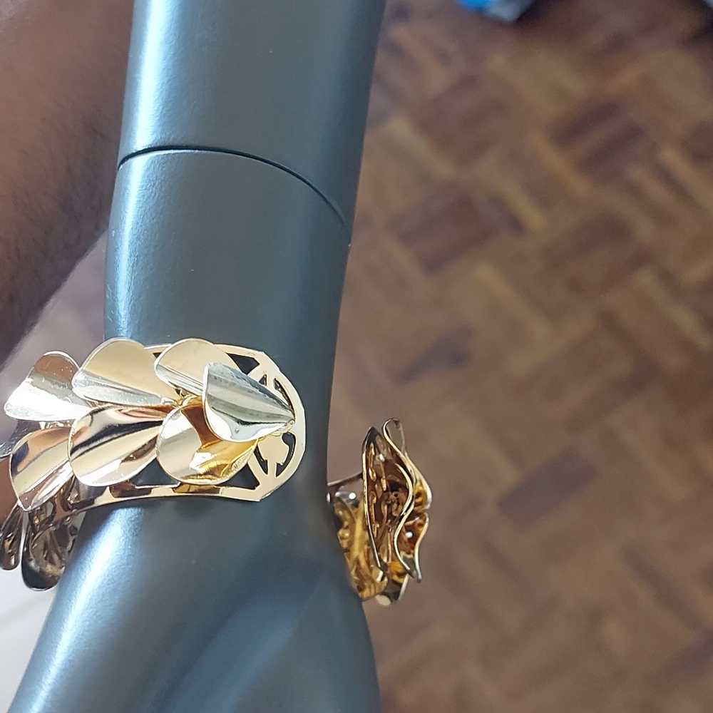 Bracelet - Picture 5 of 6